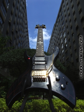 Para o alto e avante